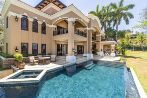 Extravagant Beachfront Mansion in Flamingo, Second to None